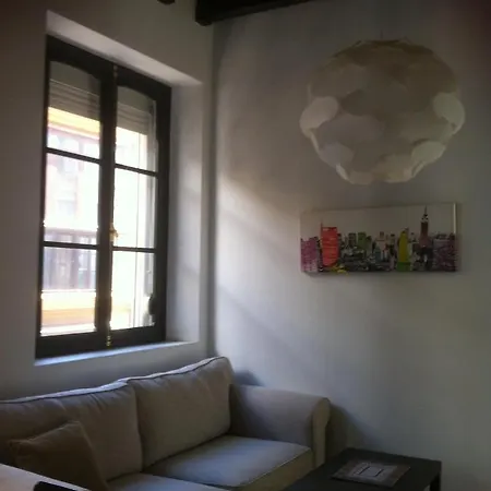 Muy Bien Situado En El Centro De Y Al Lado De La Playa Apartment *